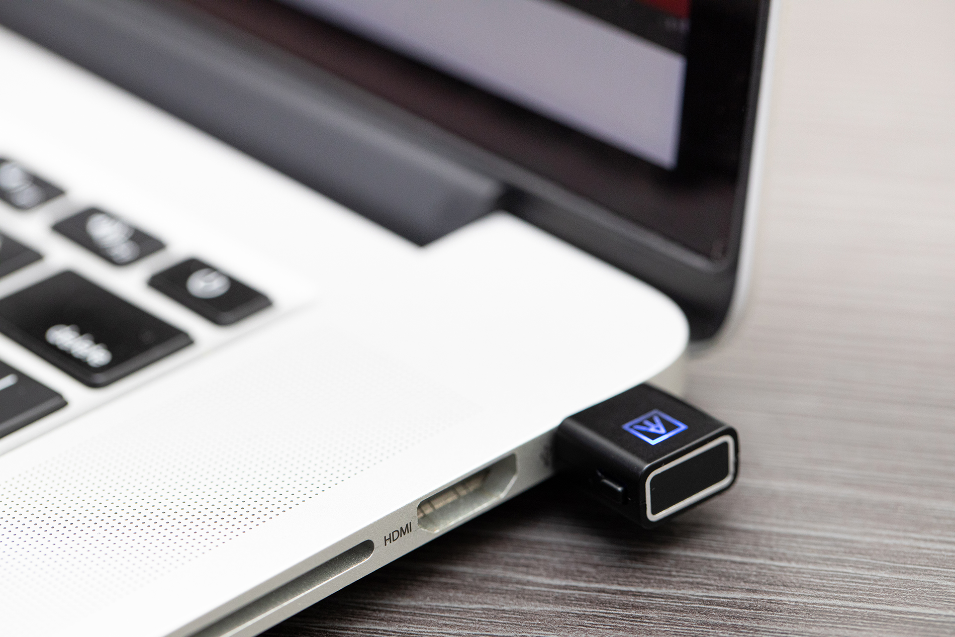 Токен с USB Type A в ноуте Токен с USB Type A в ноуте